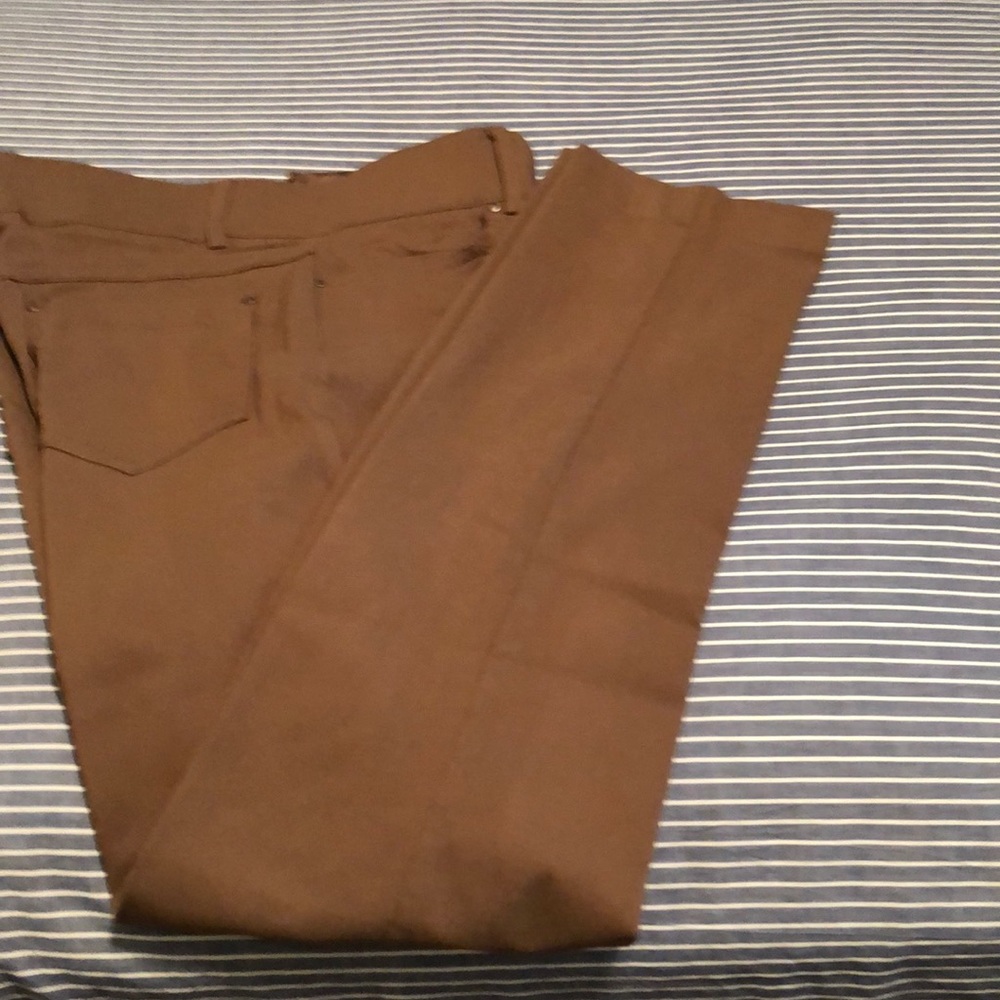 Stretchy slacks